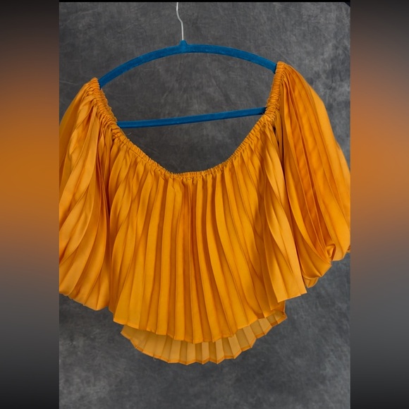Express Off Shoulder Pleated Crop Top / Orange / S - Picture 4 of 9